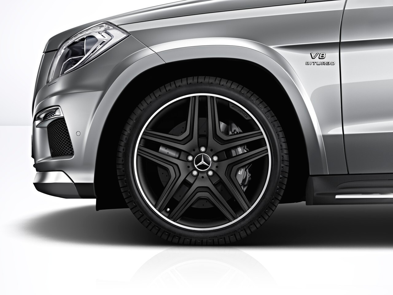 AMG 5-Speichen-Rad, Felgenhorn glanzgedreht,