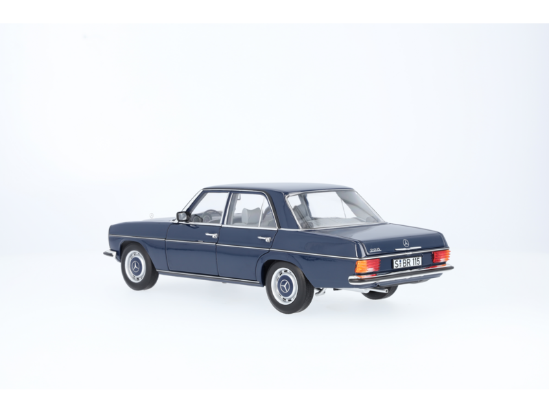 200 W 114/W 115 (1968-1973), Limousine mitternachtsblau, Norev, 1:18
