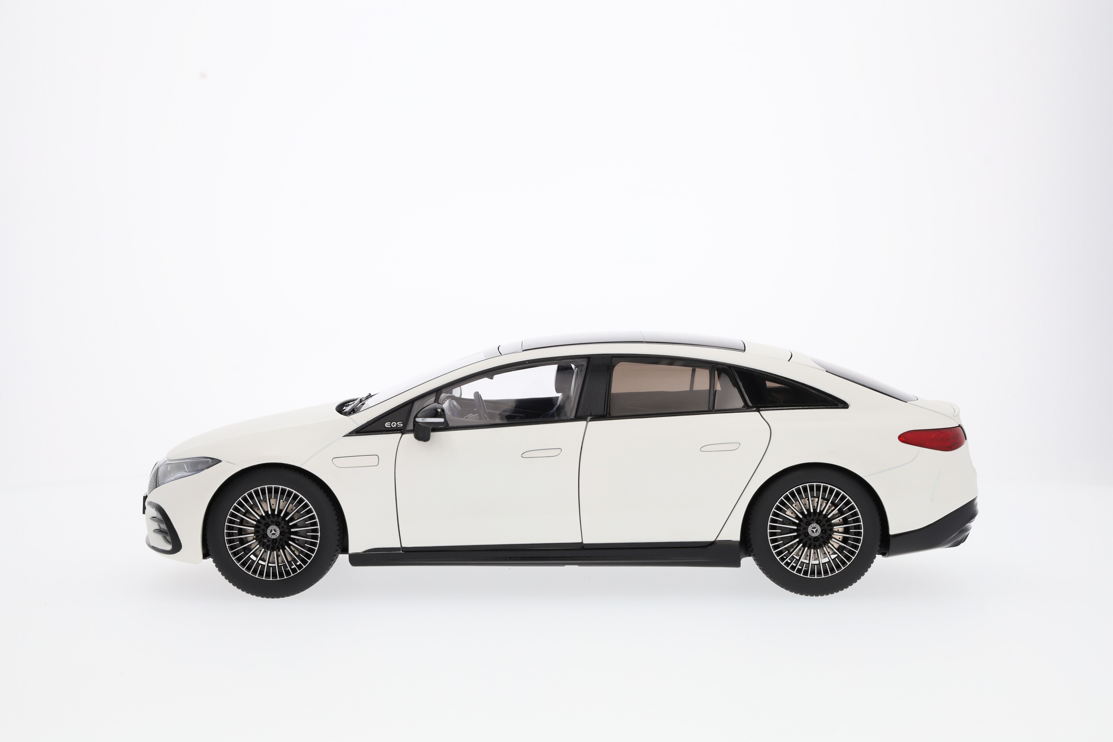 EQS, Limousine, V297, MANUFAKTUR opalithweiß bright