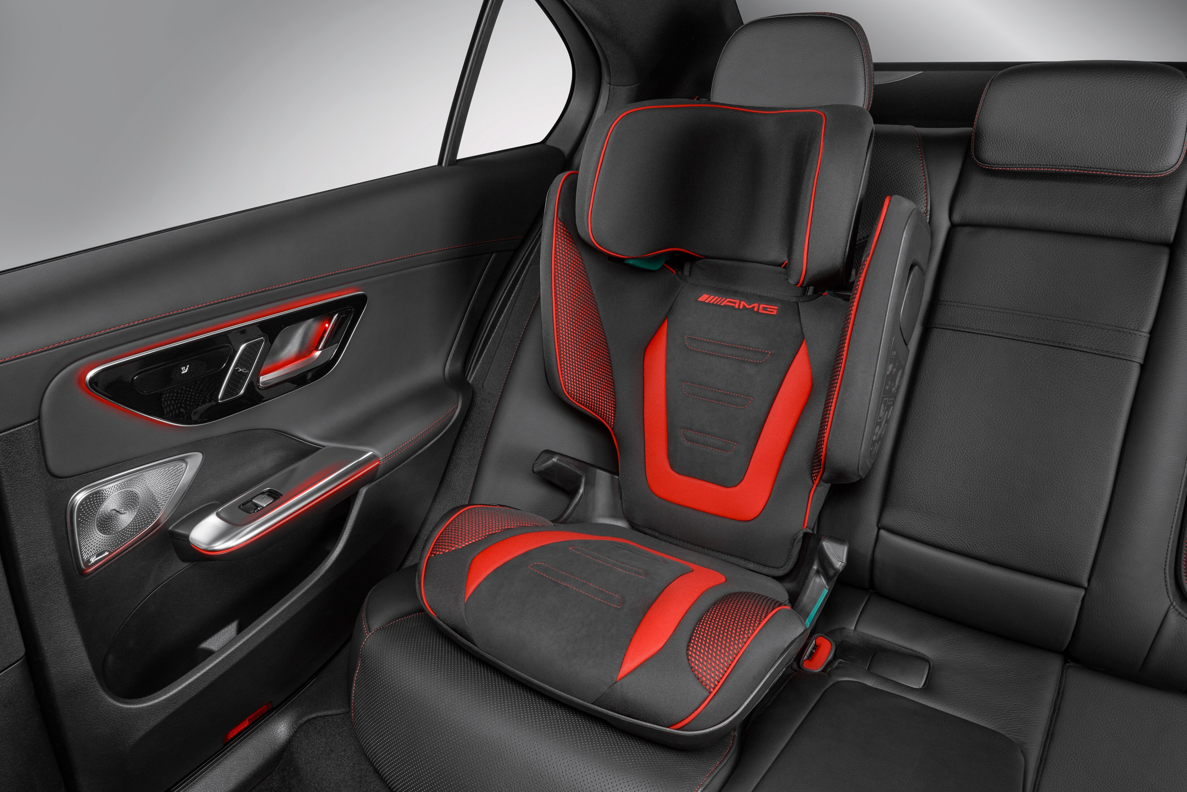 AMG Kindersitz KIDFIX, M i-SIZE schwarz / rot