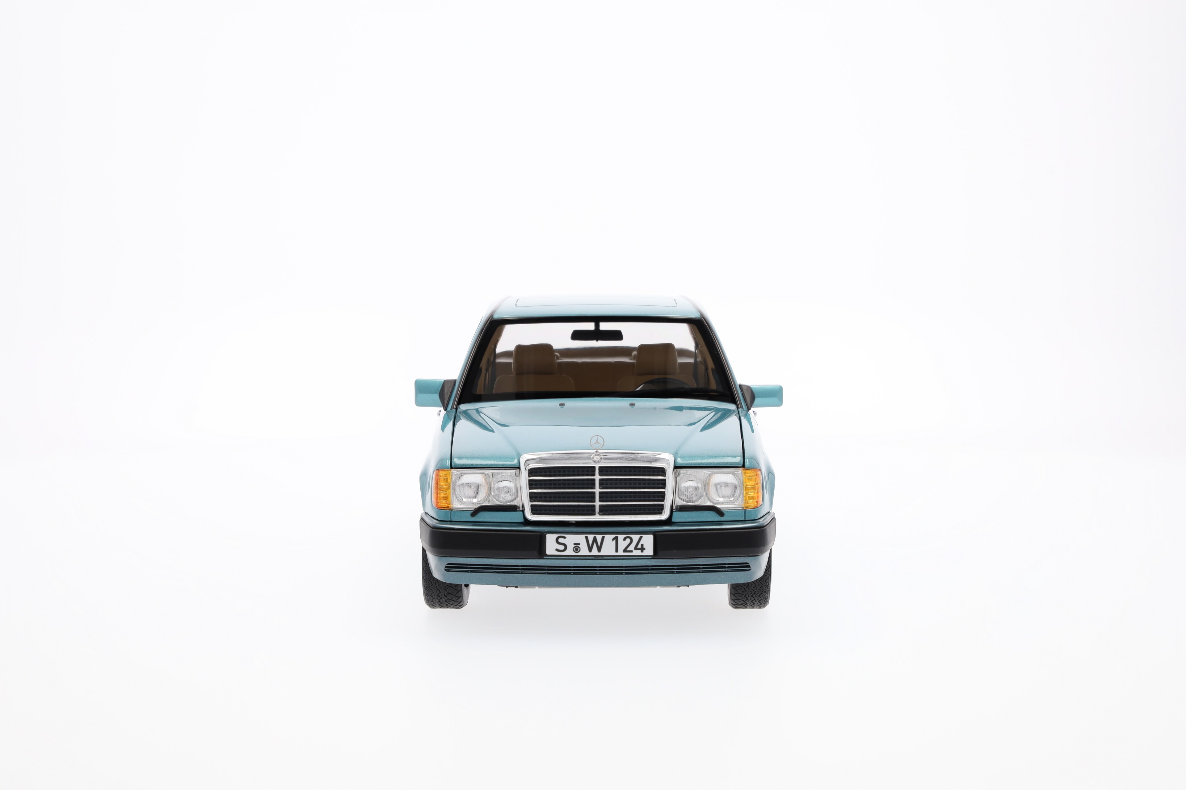 230 E W 124 (1989-1993), Limousine Beryll, 1:18