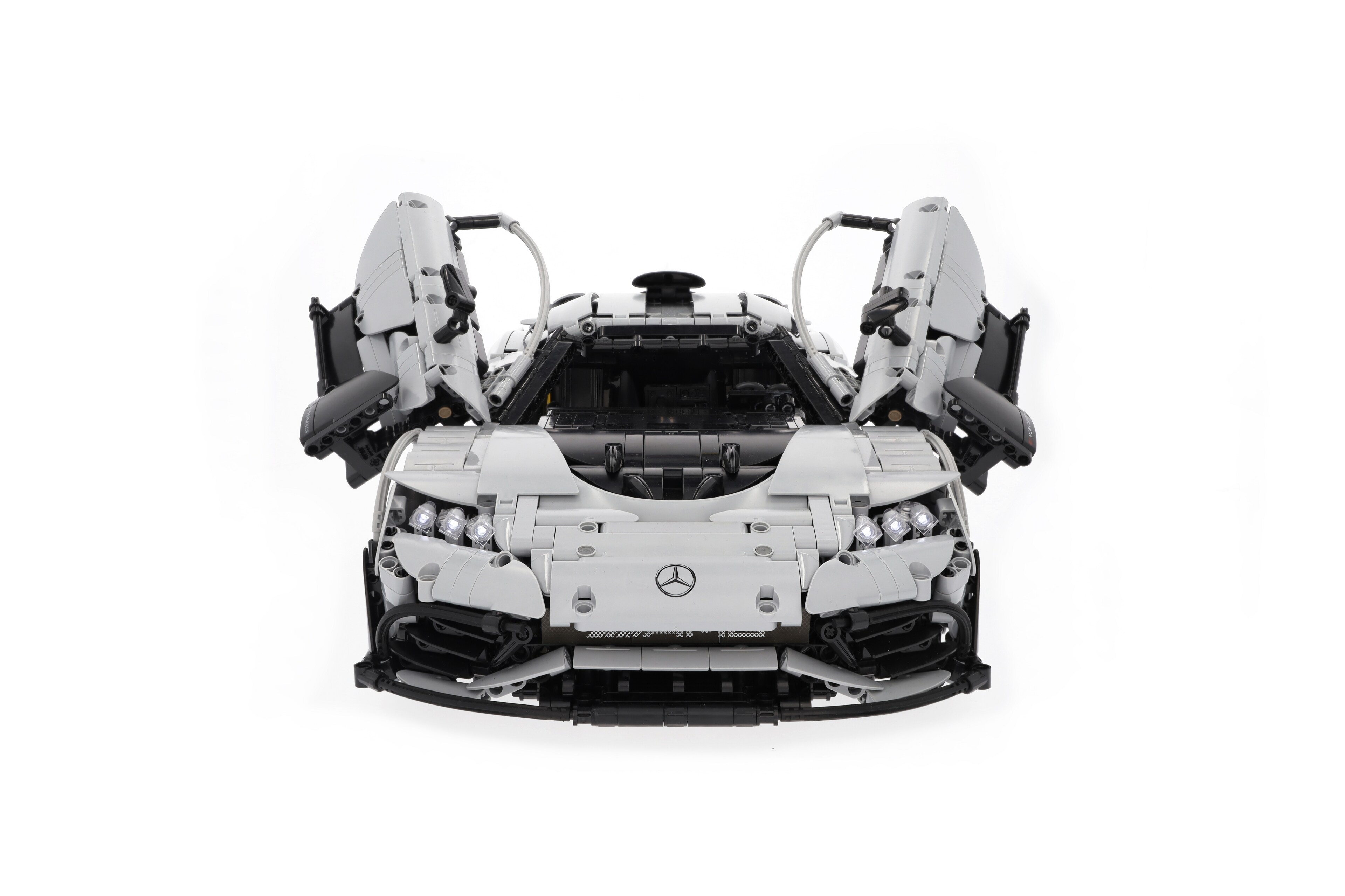 Mercedes-AMG ONE, Klemmbaustein R/C Modell