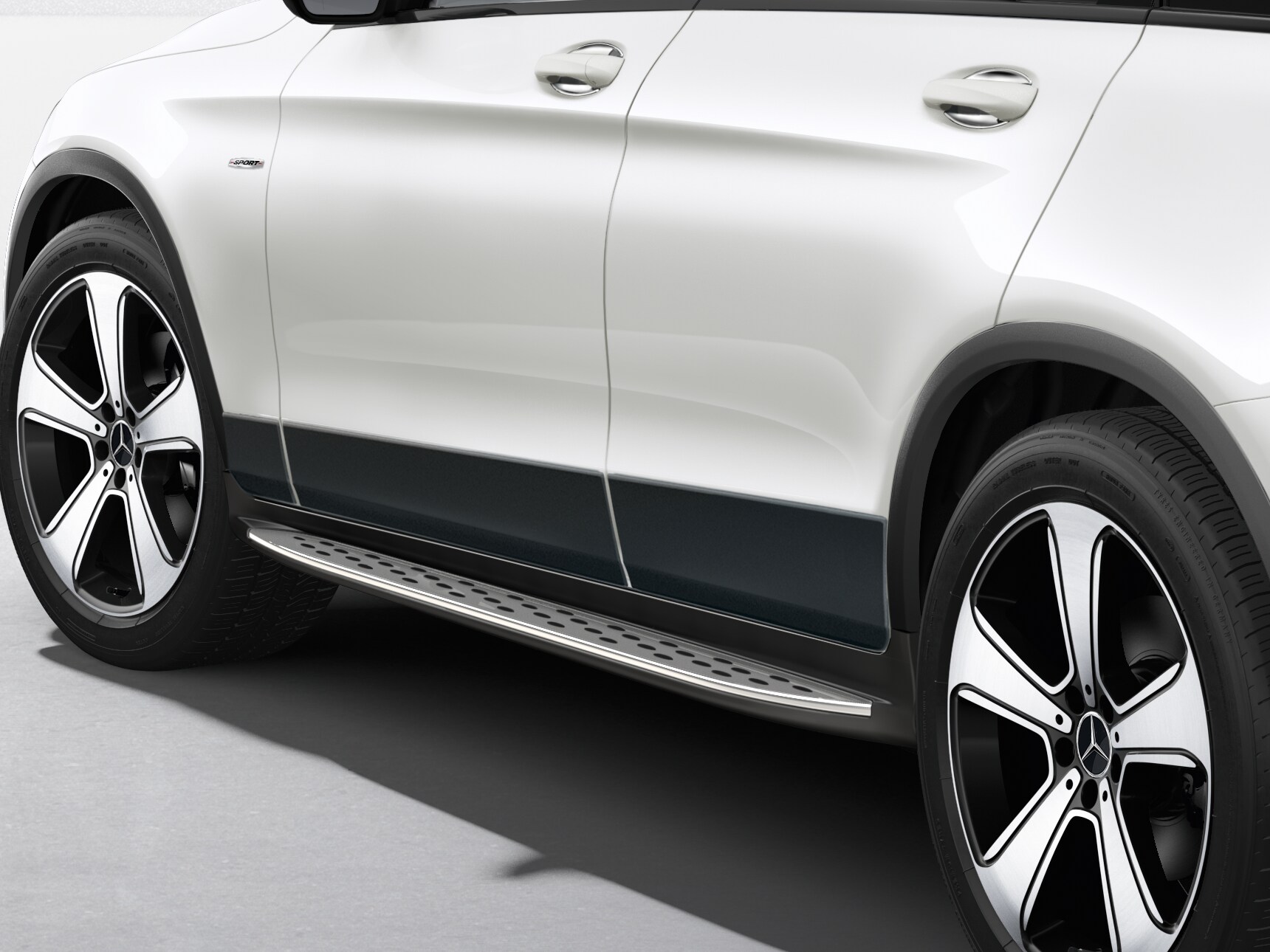 Trittbrett, in Aluminiumoptik mit Gumminoppen