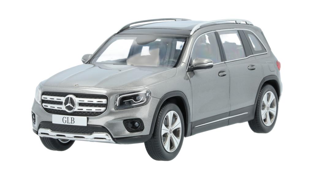 Mercedes-Benz - MODELLAUTO 1:18 Teilenummer B66960818 B66960818