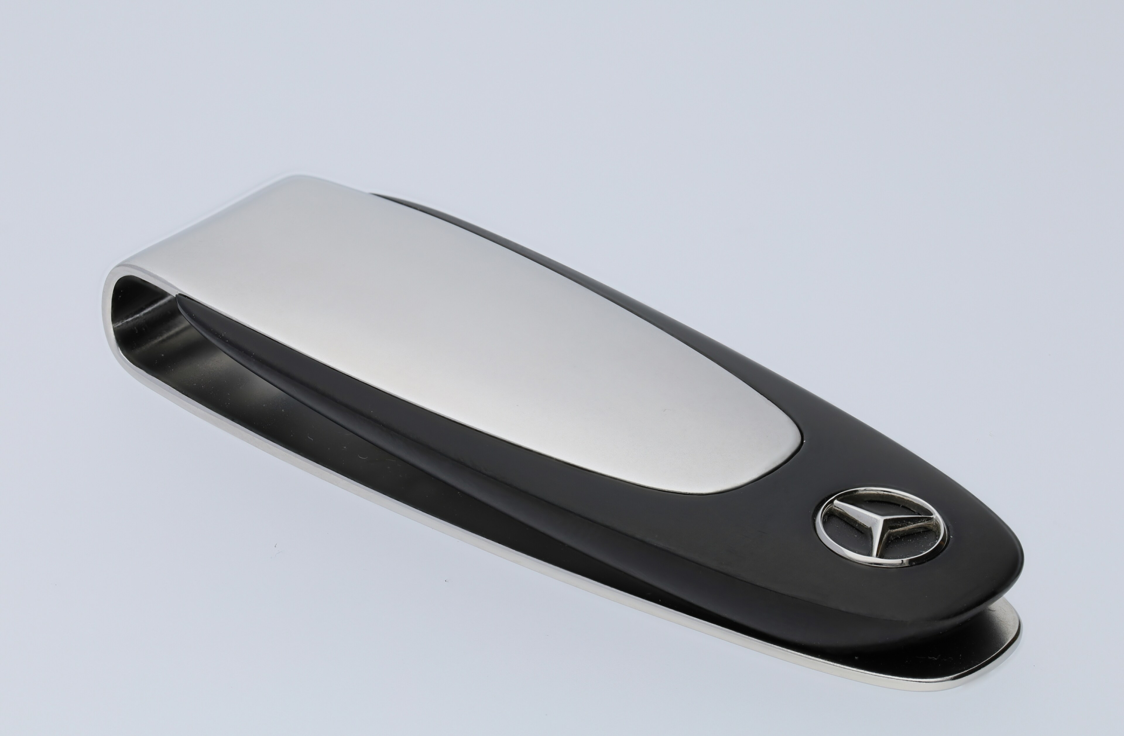 Geldscheinklammer, Business