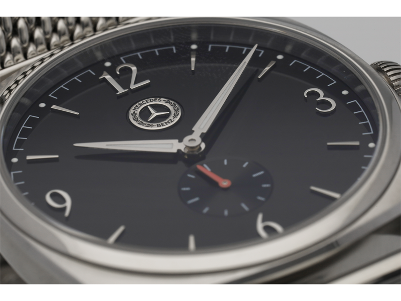 Mercedes-Benz - ARMBANDUHR Teilenummer B66042022 B66042022