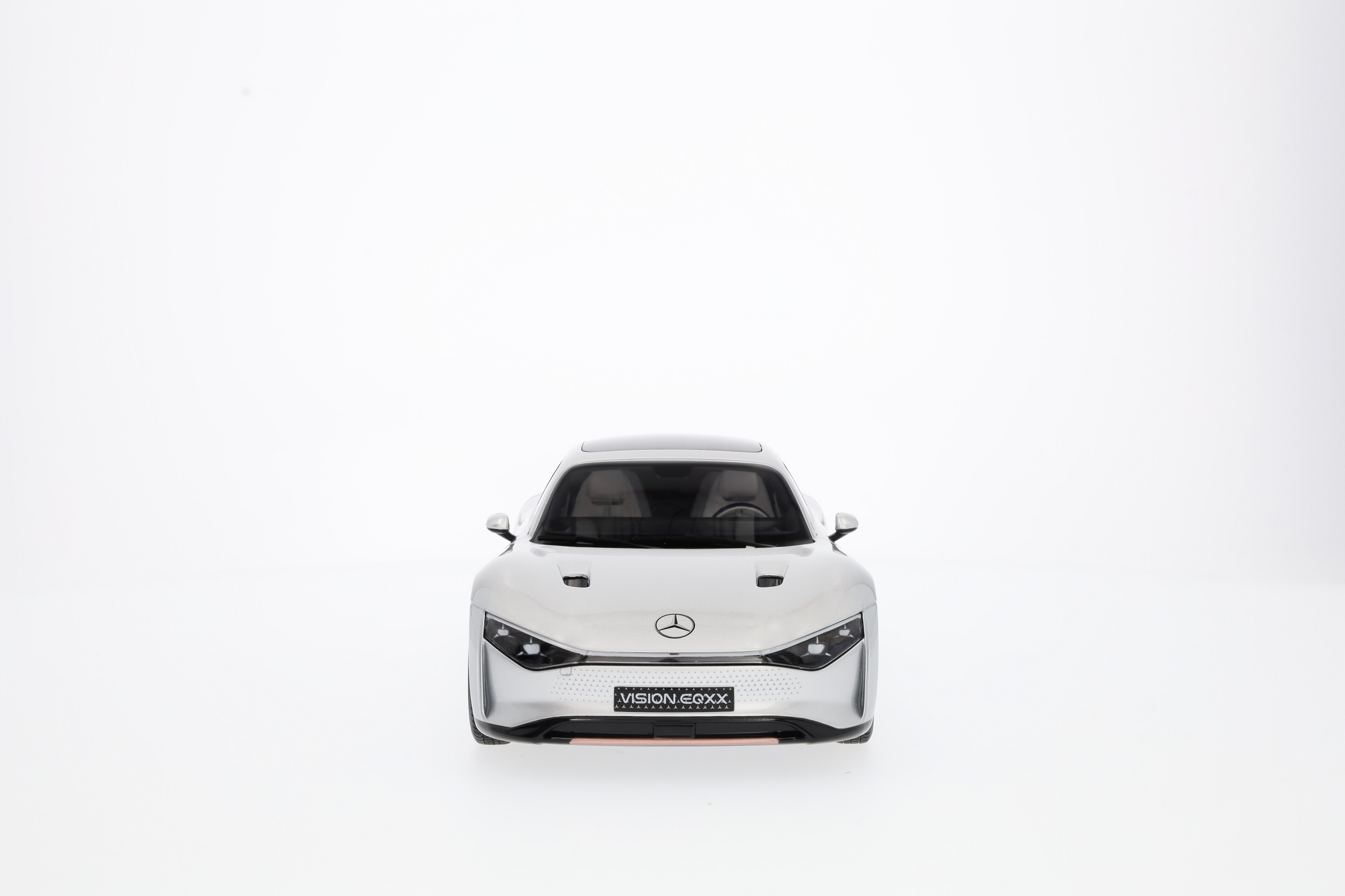 Vision EQXX, Showcar silber alubeam, NZG, 1:18