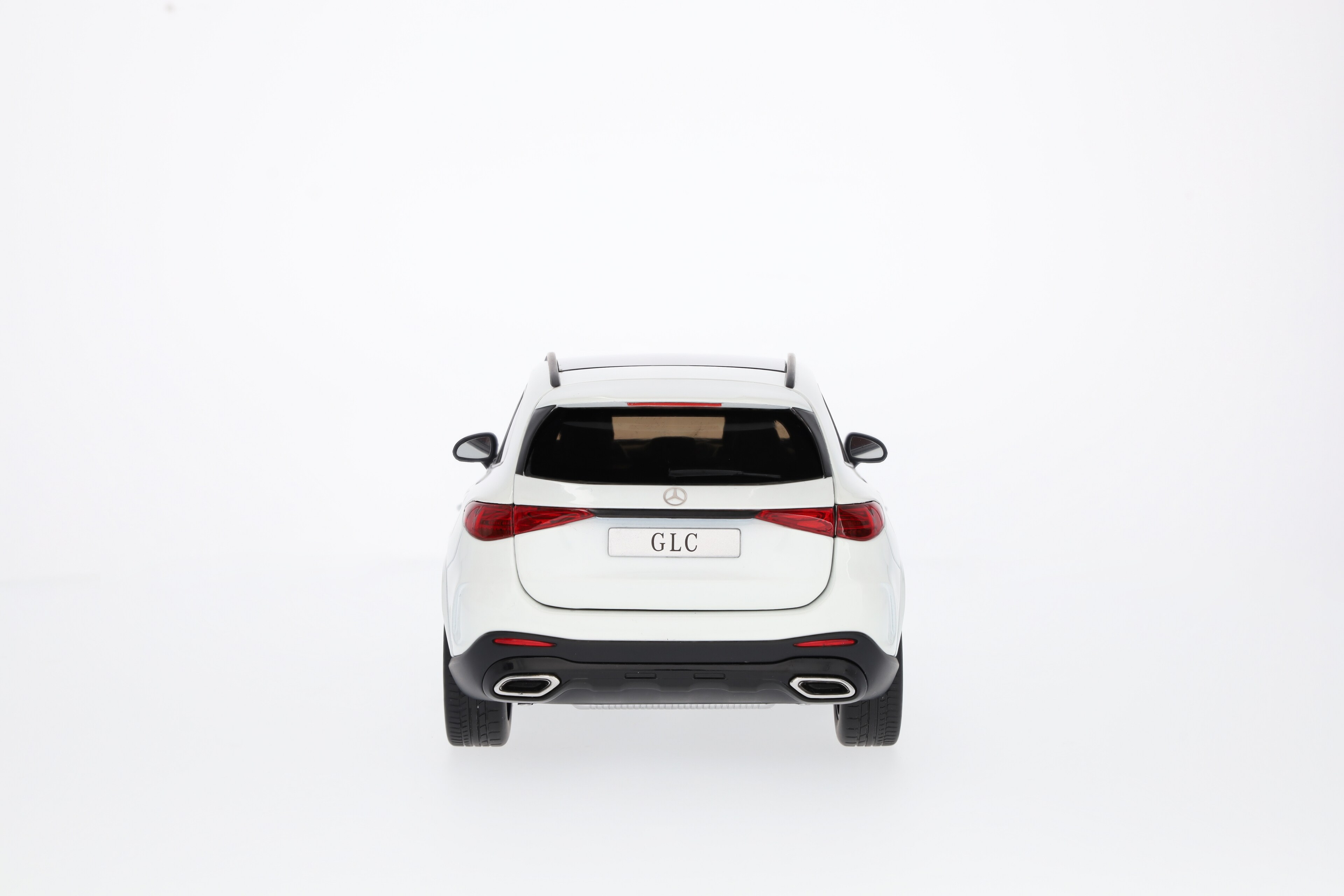 GLC, AMG Line, X254 MANUFAKTUR opalithweiß bright, 1:18