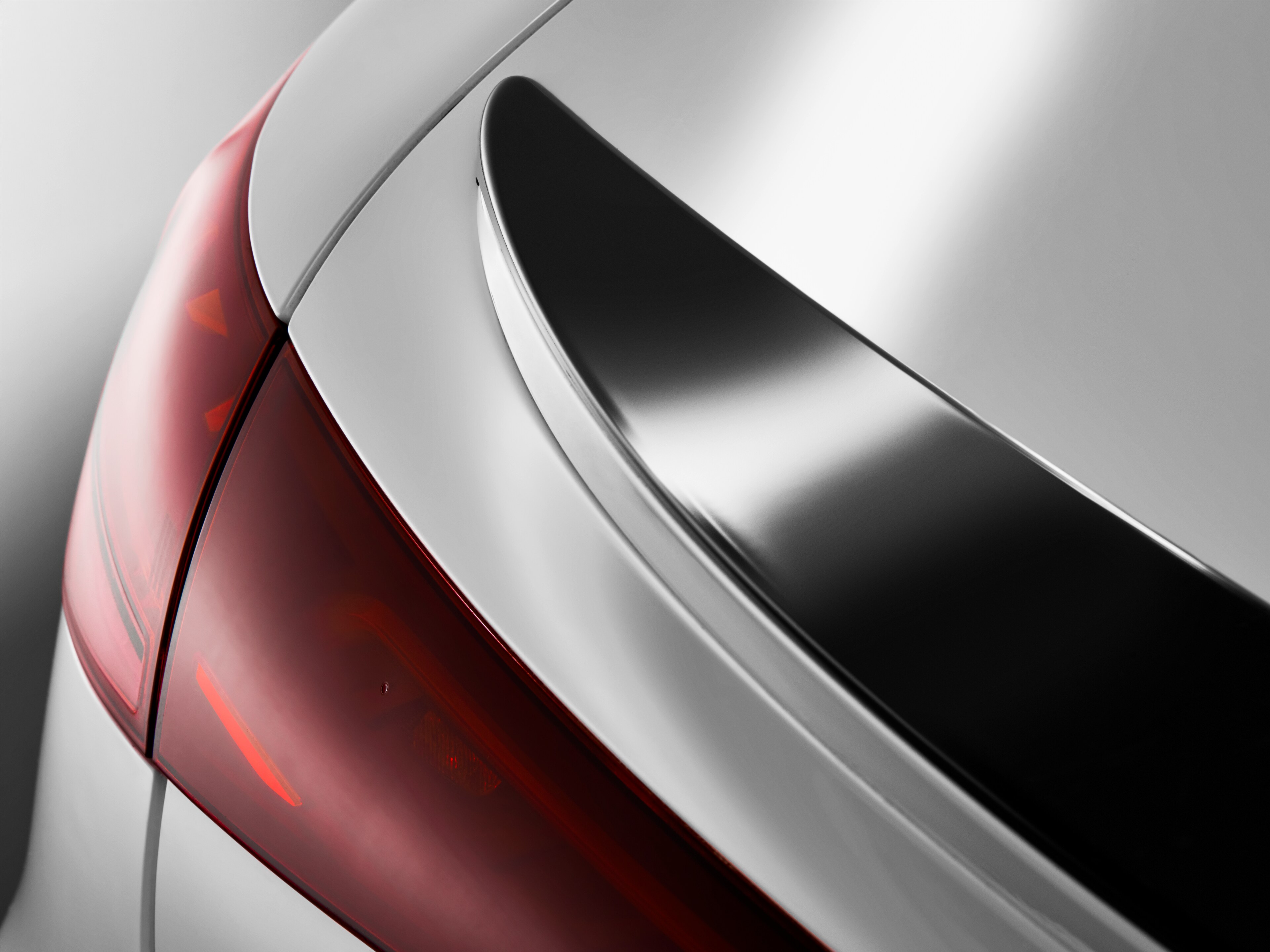 Heckspoiler Polyurethan, grundiert, EQE V295