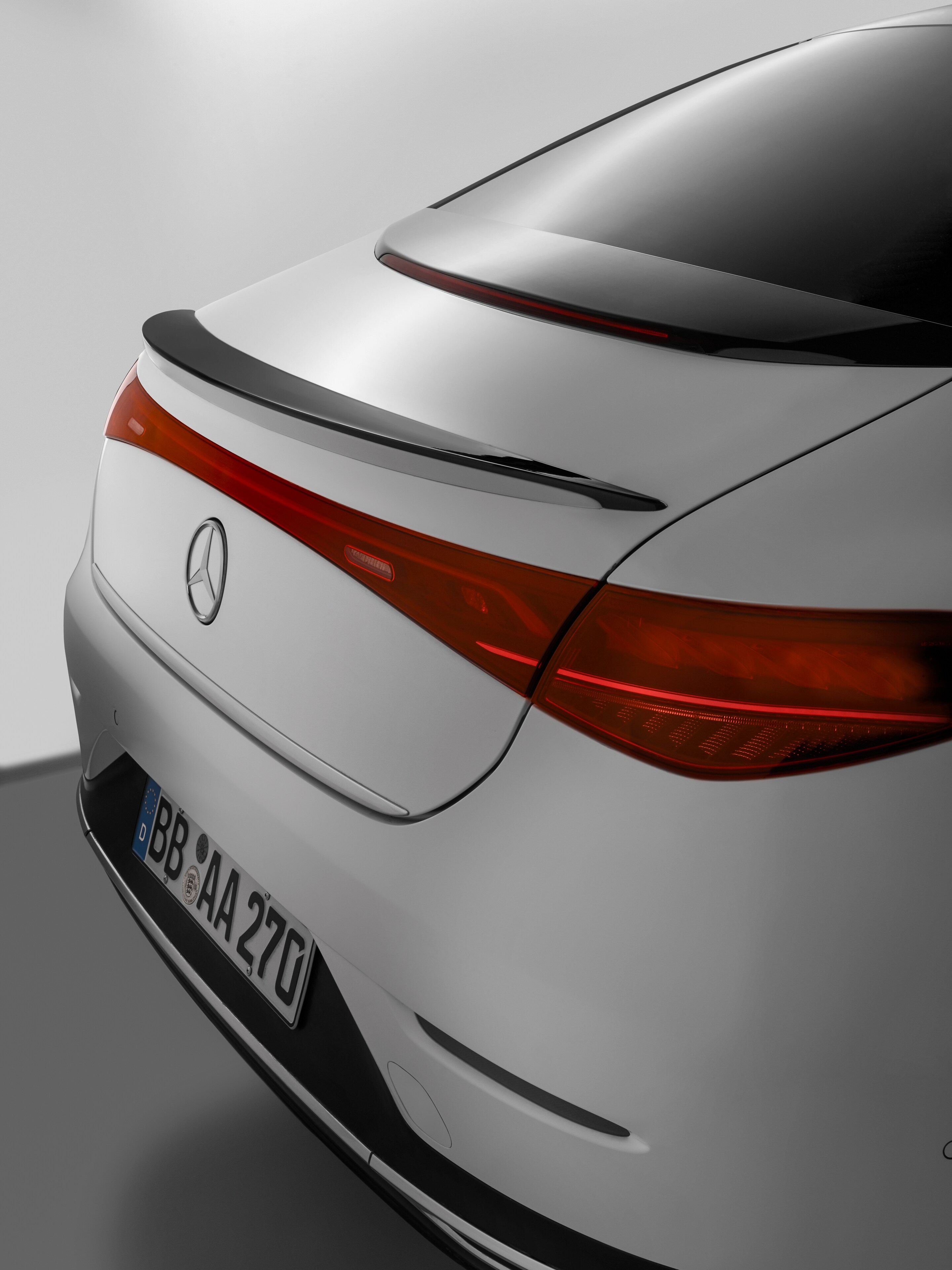 Heckspoiler Polyurethan, grundiert, EQE V295