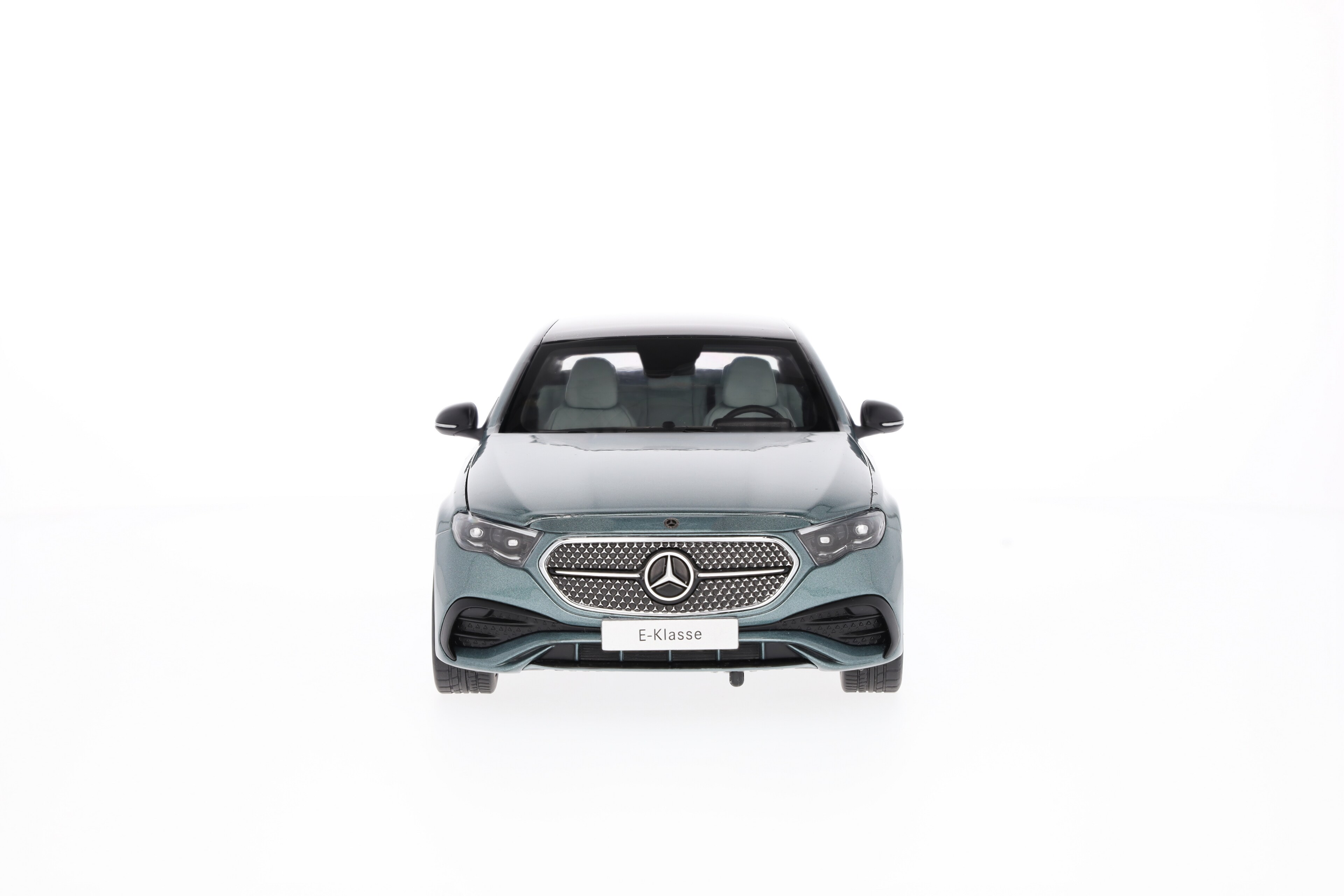 E-Klasse, Limousine, AMG Line, W214 verdesilber, 1:18