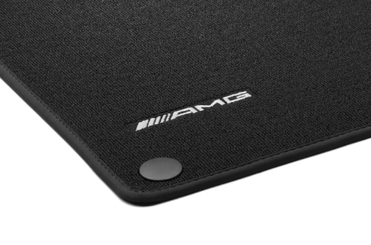 AMG Fußmatten in Kurzschlingenoptik, Satz, 4-teilig, mit gesticktem AMG-Logo AMG Fußmatten in Kurzschlingenoptik, Satz, 4-teilig, mit gesticktem AMG-Logo