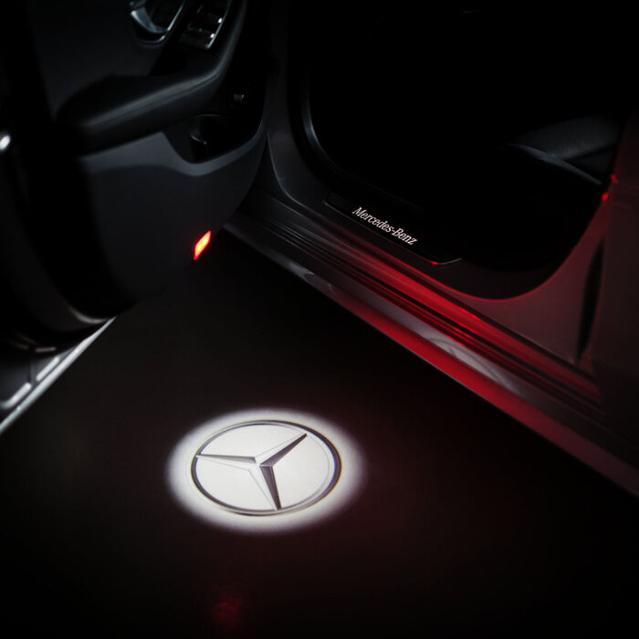 Mercedes-Benz - EINBAUSATZ PROJEKTOR Teilenummer A2138200703 A2138200703
