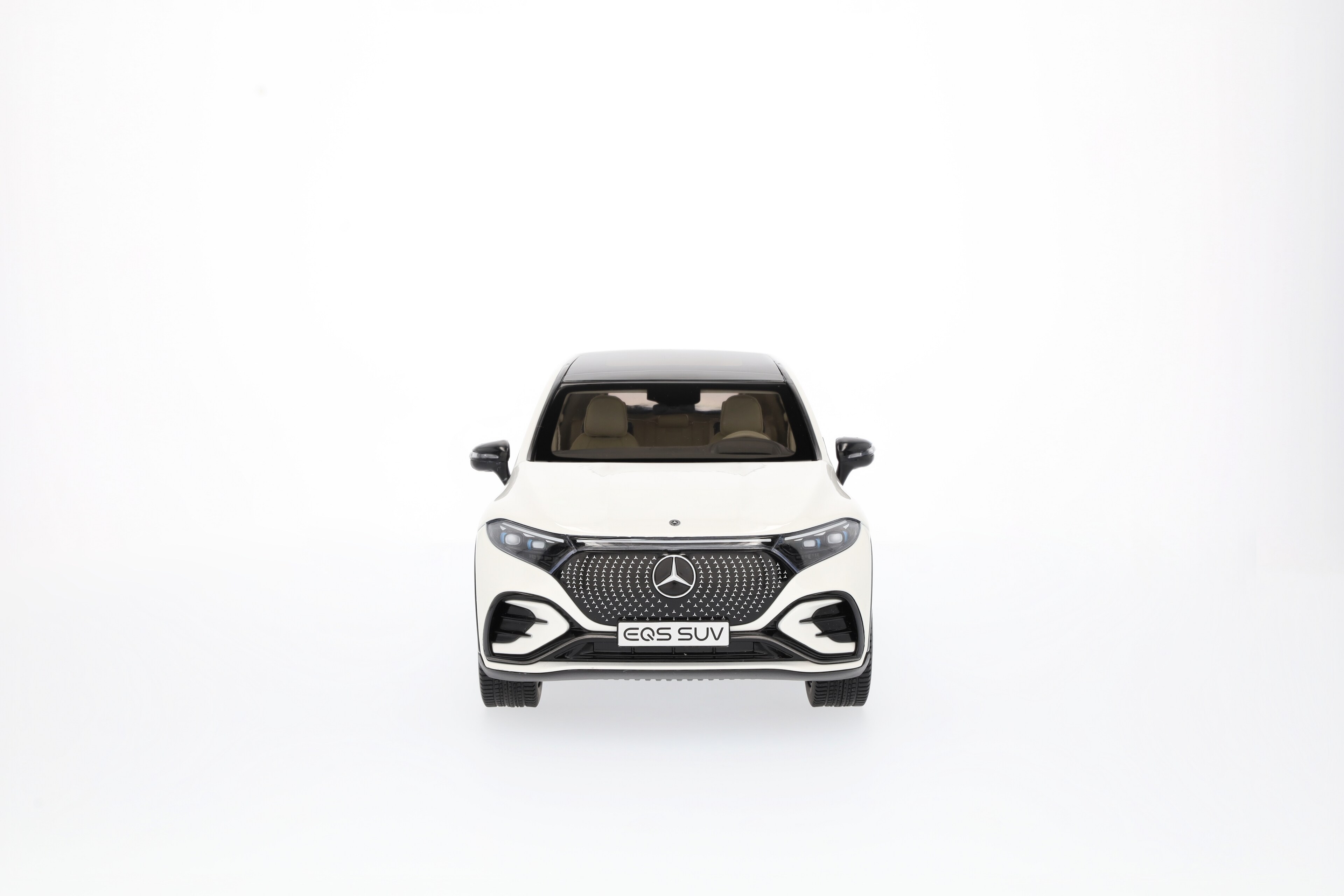 EQS SUV, AMG Line, X296 G manufaktur diamantweiß bright, NZG, 1:18