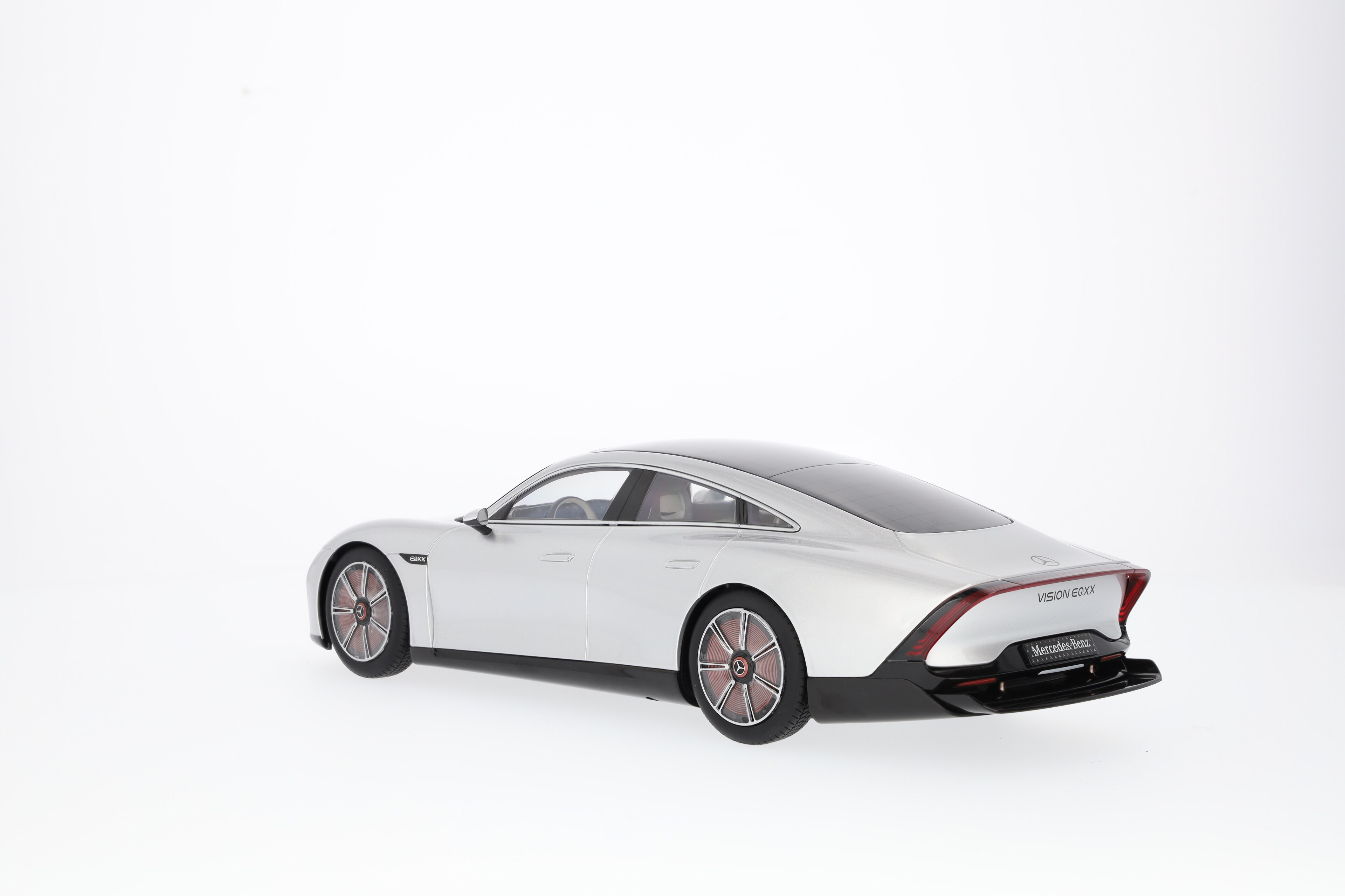 Vision EQXX, Showcar silber alubeam, NZG, 1:18